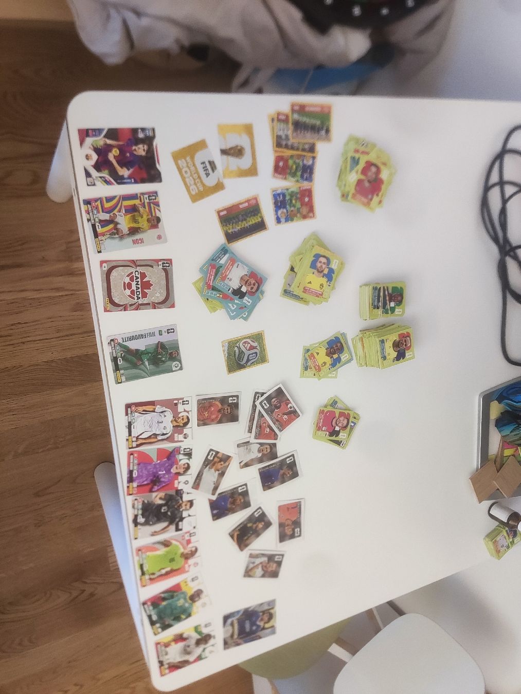 Panini Carte collezionabili: Panini mit spezial Karten Mit Messi und Mbappe – Nuovo (secondo la descrizione) da Oberiberg venduto da Guidodett 2