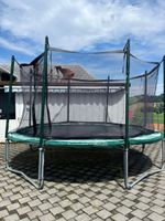 Grosses Trampolin Pro-Lin