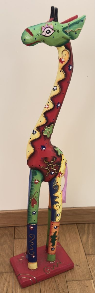 Tutte le decorazioni: Bunte Holz Giraffe, handbemalt, Dekofigur – Usato da Schlieren venduto da WEEEE_MEVOMATA_WEEEE