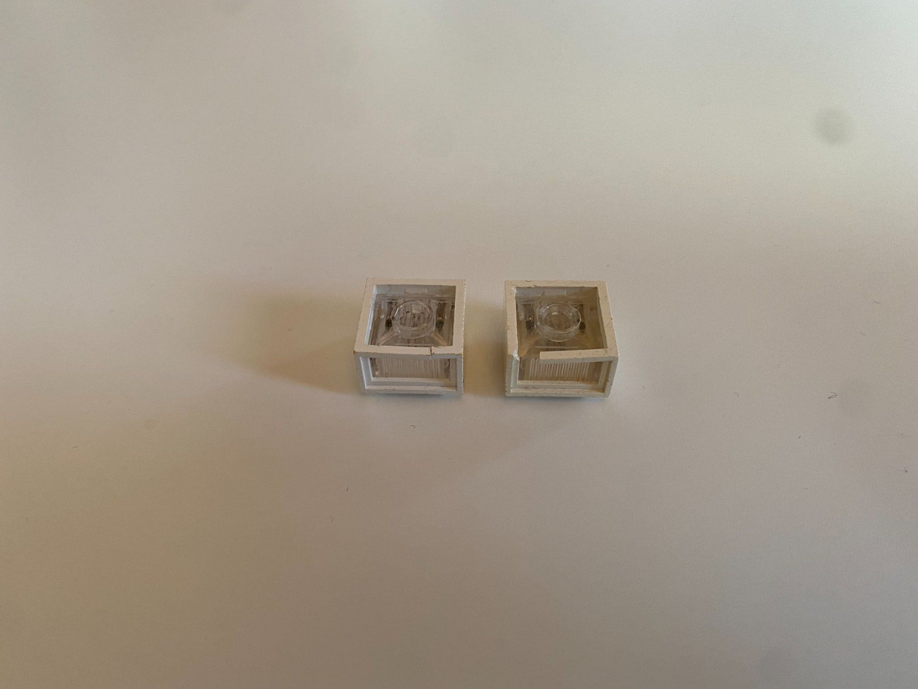 Lego Jouets: LEGO - 6 - EISENBAHN - 12 VOLT - LICHTSTEINE – D'occasion à Gelterkinden par ajdt4 1