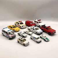 12 Spielzeugautos - Einsatzfahrzeuge - Polizei