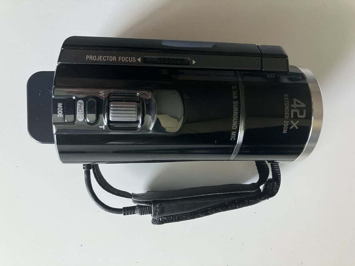 Sony Videocamere: Digitale Videokamera  – Usato da Entlebuch venduto da wisel007 2