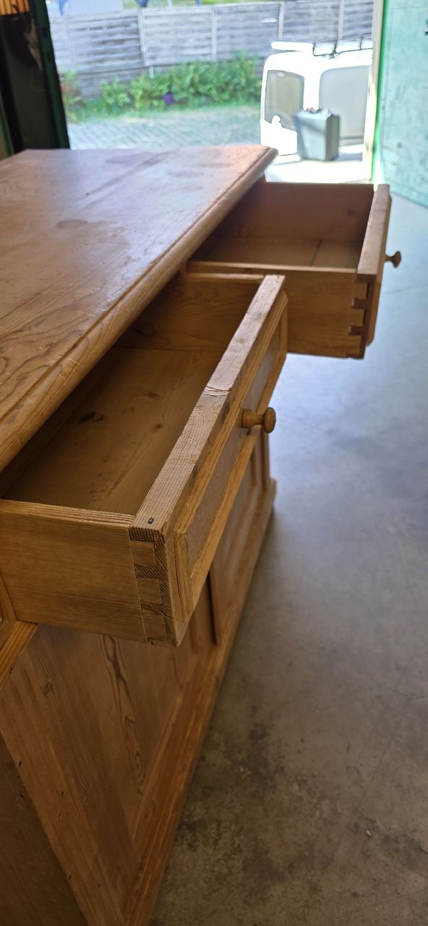 Commodes: Weicholzkommode ohne Schlüssel – D'occasion à Wittenbach par gruezi-schwiz 1