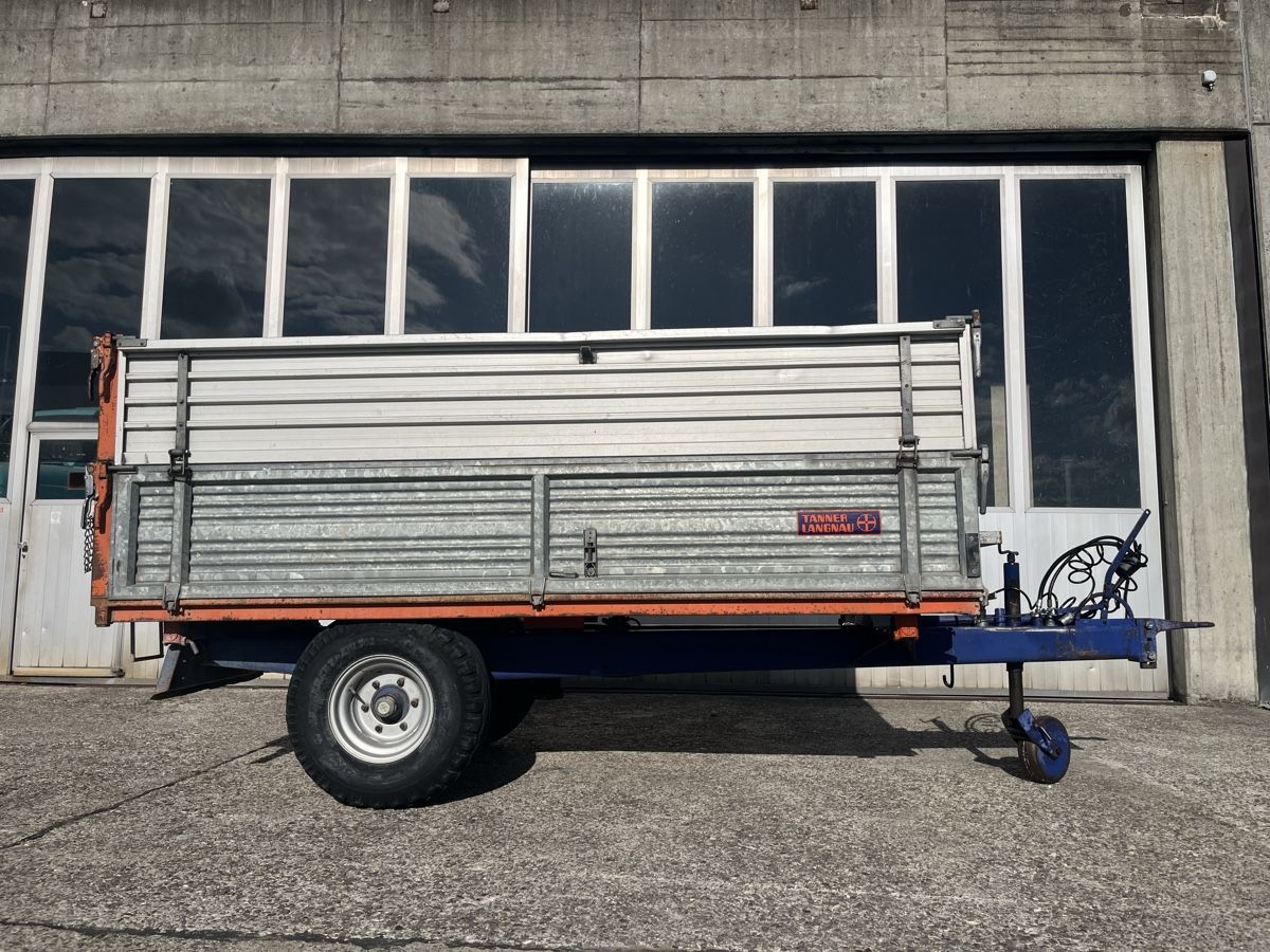Camions-bennes: Kipper – D'occasion à oberwil-lieli par dolomit01 2
