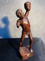 Statuette coupeur chasseur de tête bois Holz Headhunter