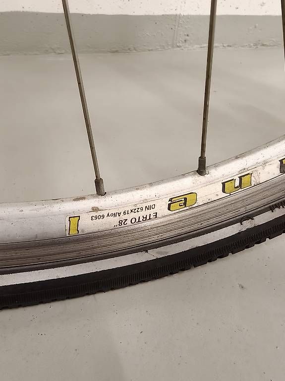 Velos: Damenvelo  – Gebraucht aus Mauren von cel_q9r9 4