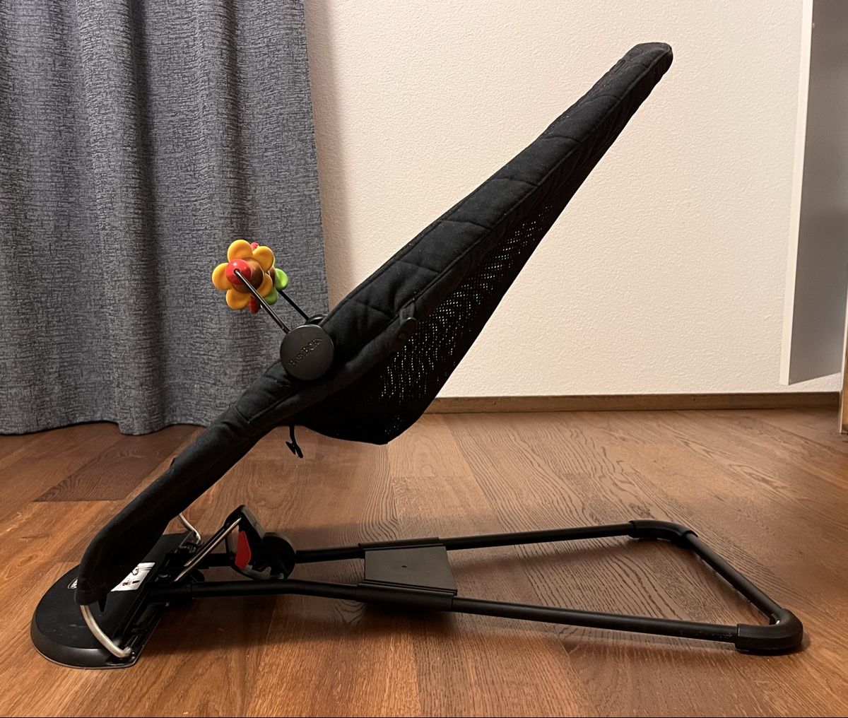 Babybjörn Sdraiette & Sdraiette a dondolo: Babywippe mit Spielbogen – Usato da Wollerau venduto da Oriole83 1
