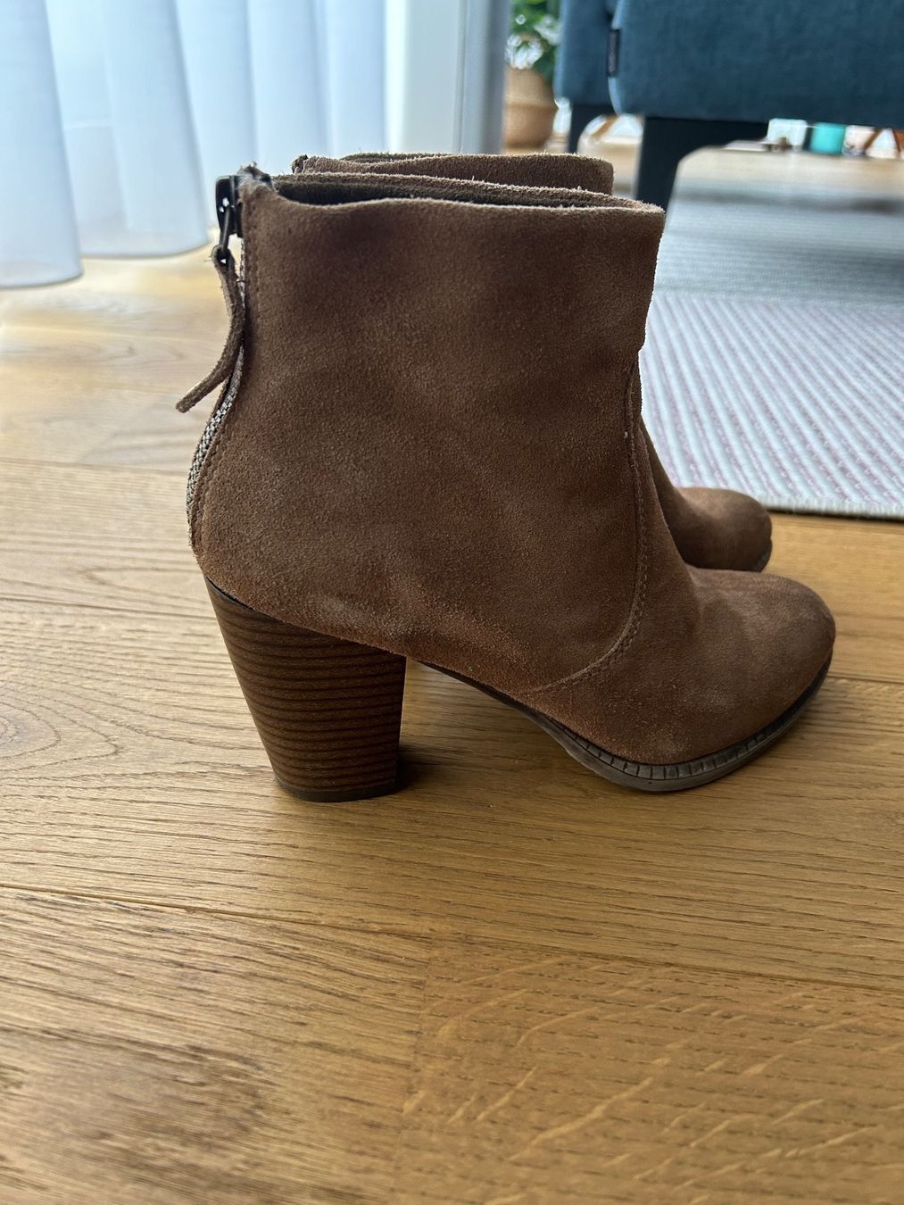 Chaussures femmes: Stiefelette Grösse 36 Leder – D'occasion à Birmenstorf AG par Reninata 1