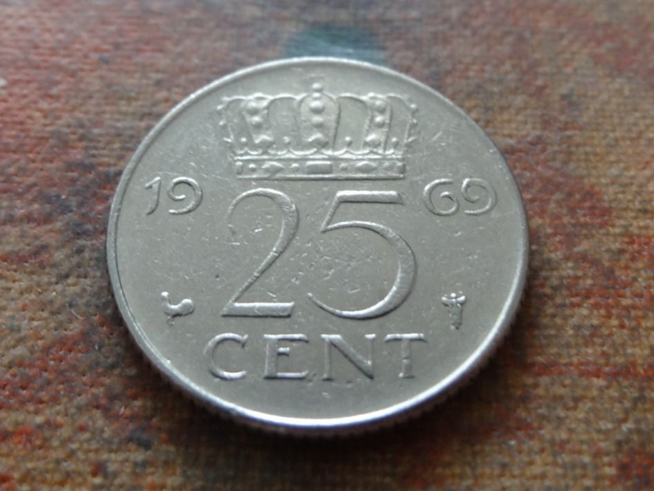 Tutti le monete: PAYS-BAS  Nederland  25  Cent  1969 – Usato da Romanel-sur-Lausanne venduto da Swift13