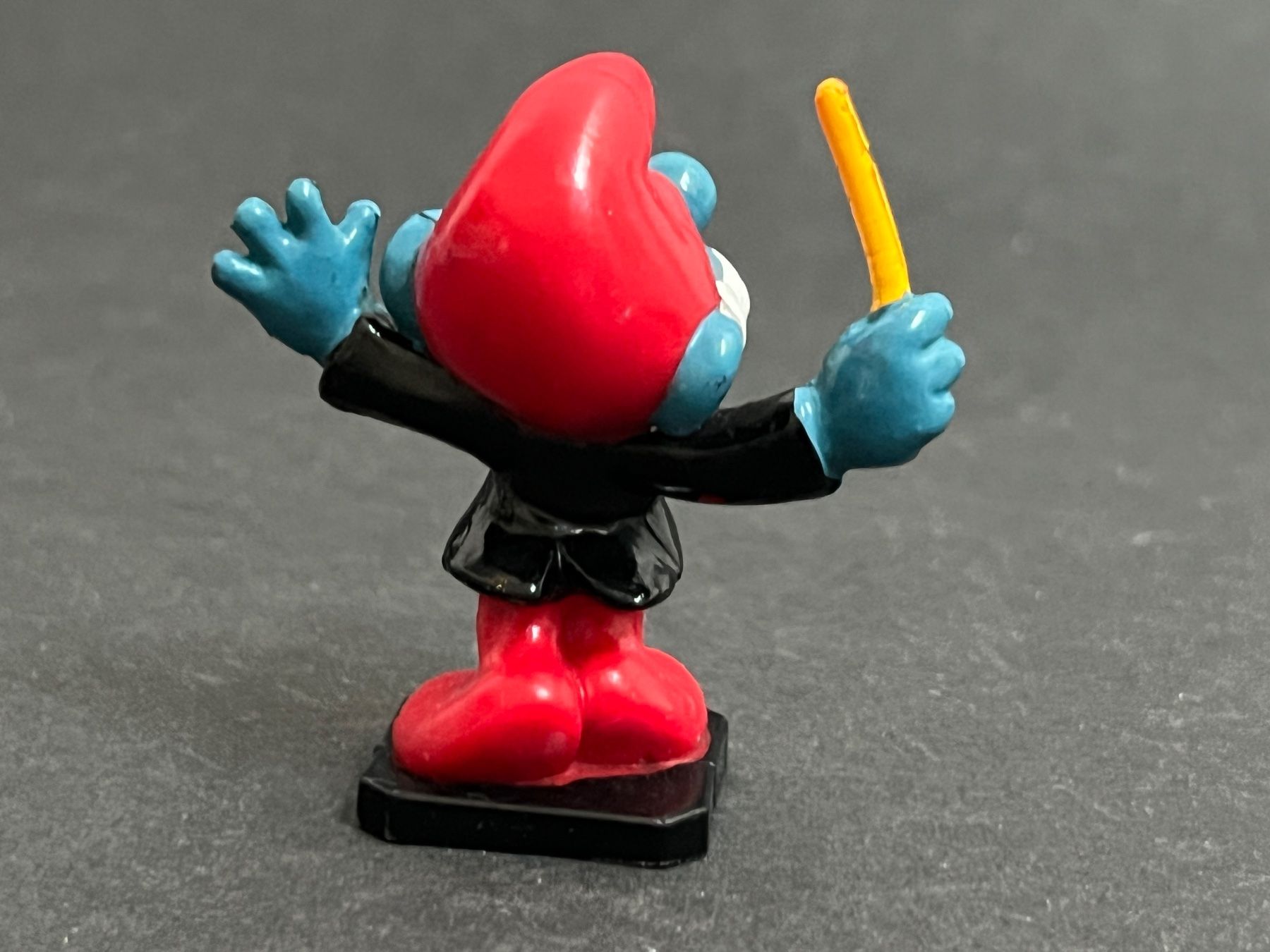 Schleich Statuette: 20092 DIRIGENT - SCHLEICH / SCHLUMPF / SCHLÜMPFE / SMURF – Usato da Ennetbaden venduto da mapa05 4