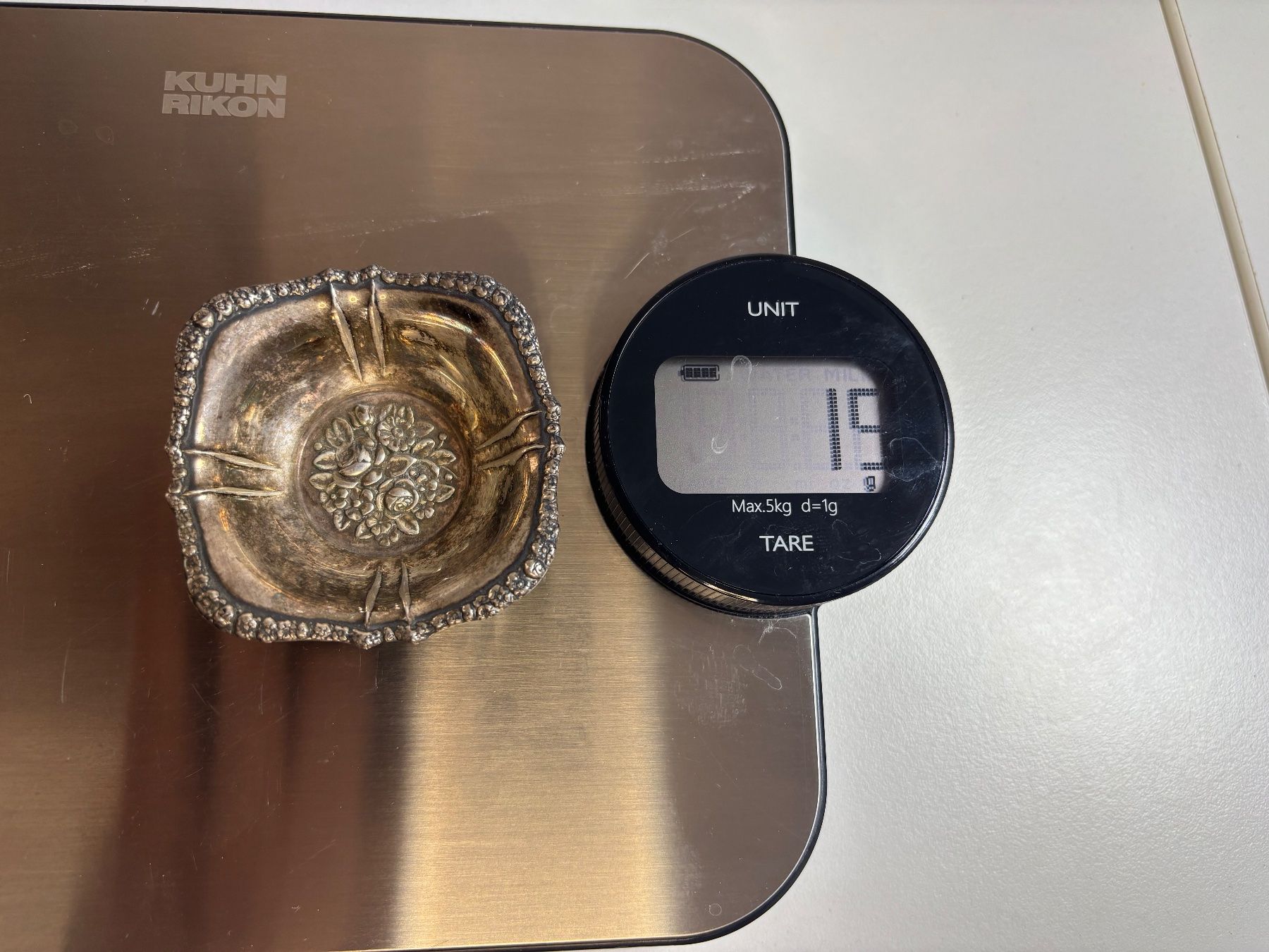 Ciotole: Kleine Schale mit Blumenmuster, Silber 830, ca. 19 gr. – Usato da Plasselb venduto da Mike760 4