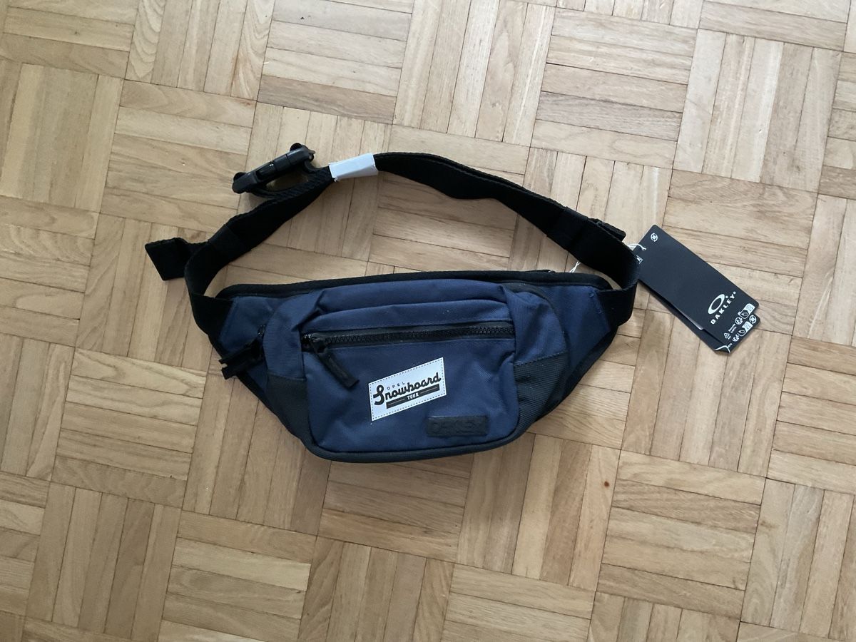 Oakley Borse: Oakley Bauchtasche Hipbag – Nuovo e nell'imballaggio originale da zürich venduto da ce_sisi