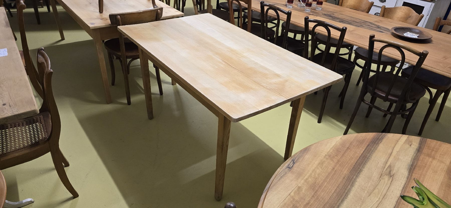 Tische: Küchentisch,  Esstisch,  Holztisch  – Gebraucht aus Zürich von Reni8048 2