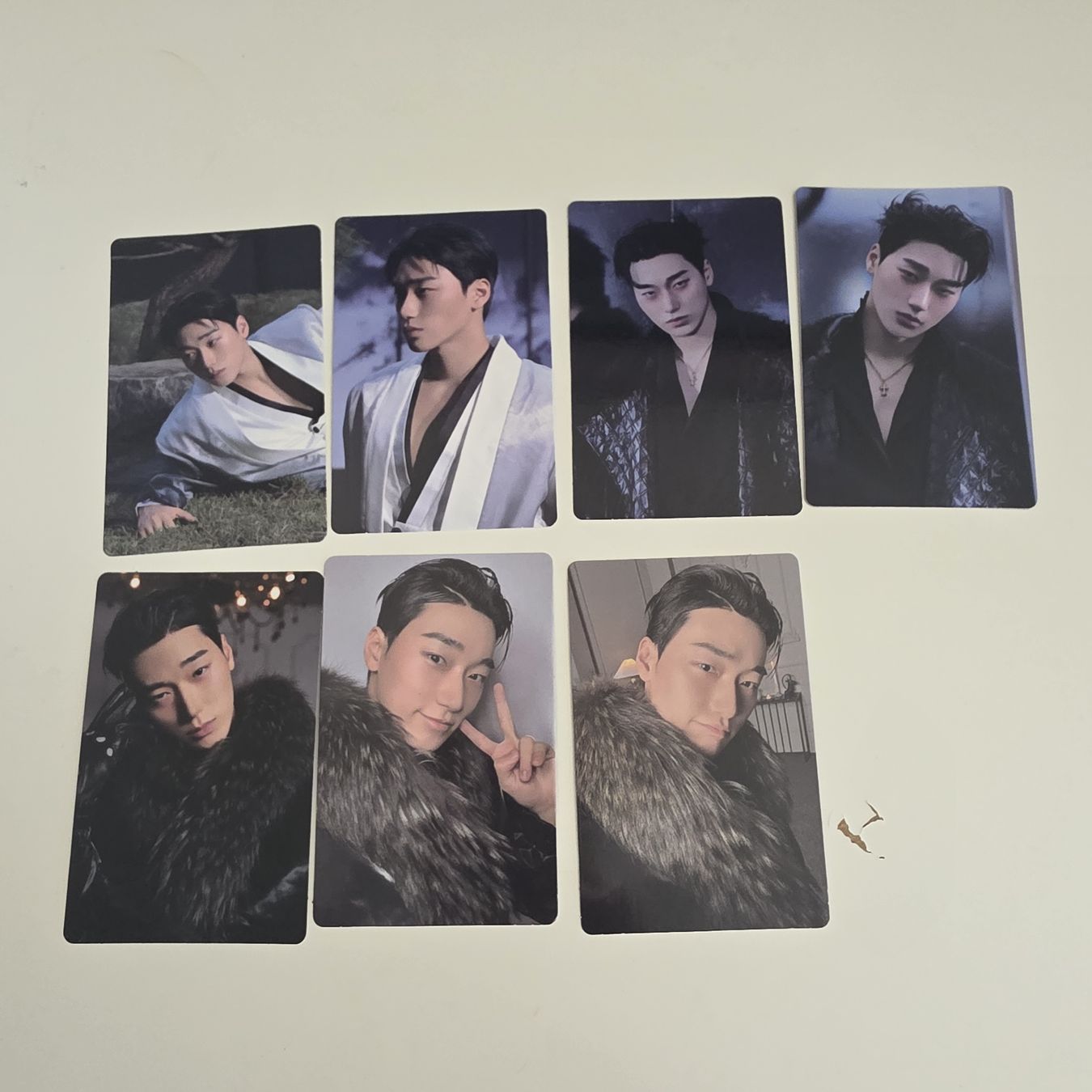 Sammelbilder & Trading cards: ateez san photocard set – Neu (gemäss Beschreibung) aus Vevey von Shelovesyu._.u