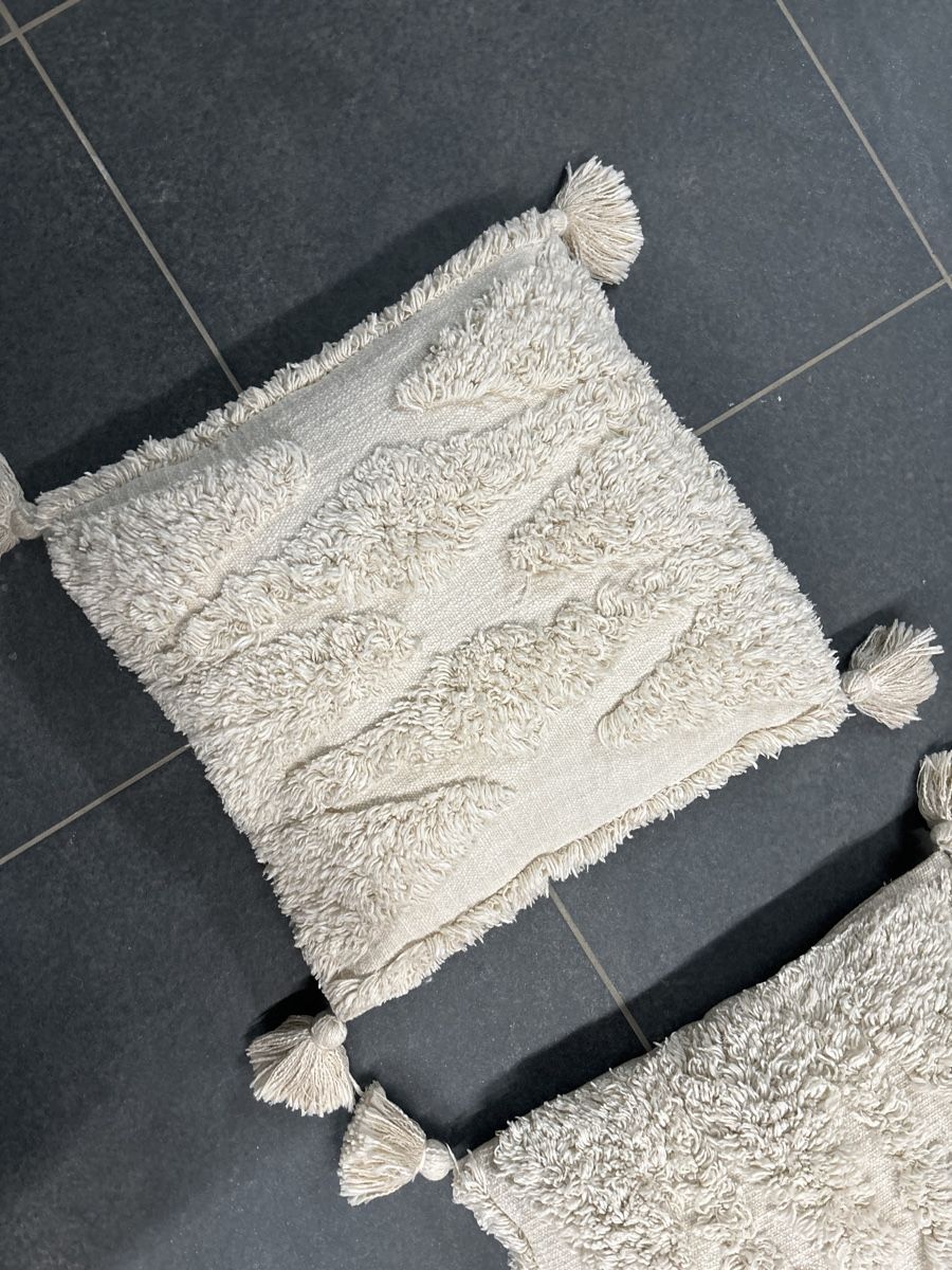 H&M Kissen: Coussin décoratif bohème à pompons - Style unique! – Neu (gemäss Beschreibung) aus Monthey von LoveBrand 3