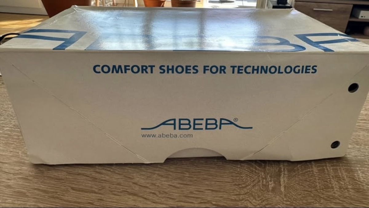 Scarpe da uomo: Sabots Abeba blancs perforés - légers et confortables – Nuovo (secondo la descrizione) da Sugiez venduto da Jess671 2