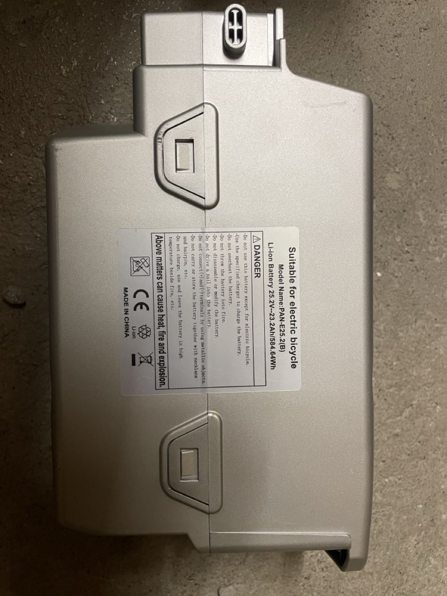 Panasonic Batterie: E-Bike Akku Panasonic PAN-E25.2 25.2V gebraucht – Usato da Wabern venduto da Nathanrey