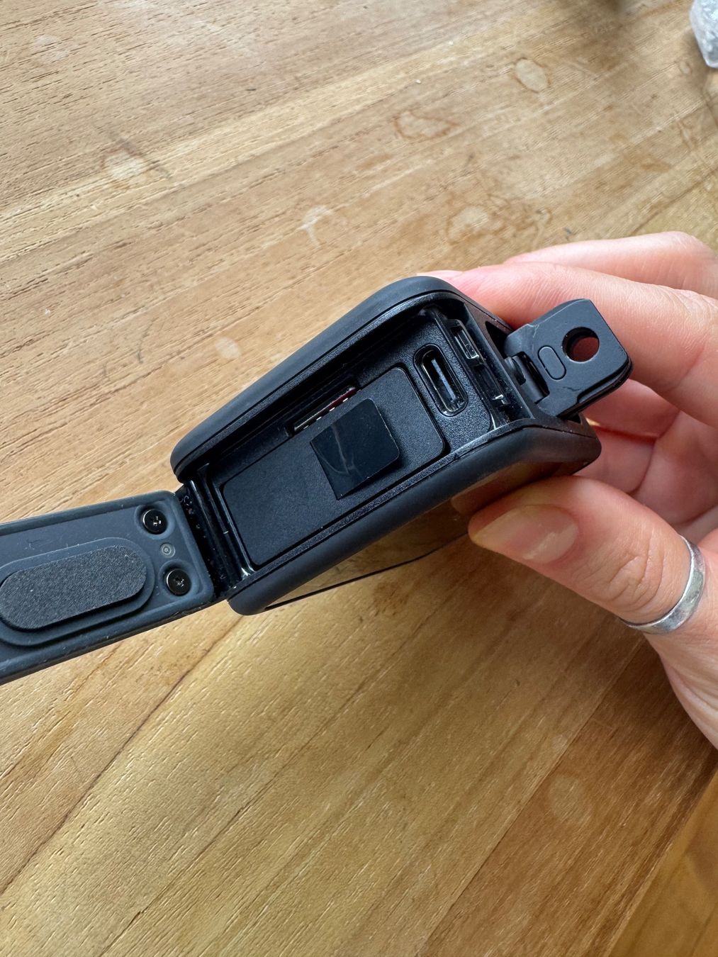 Gopro Action Cam: GoPro HERO13 Black + The Handler Floating Hand Grip SET – Neuf (Voir description) à Hirzel par car_rb9g 6