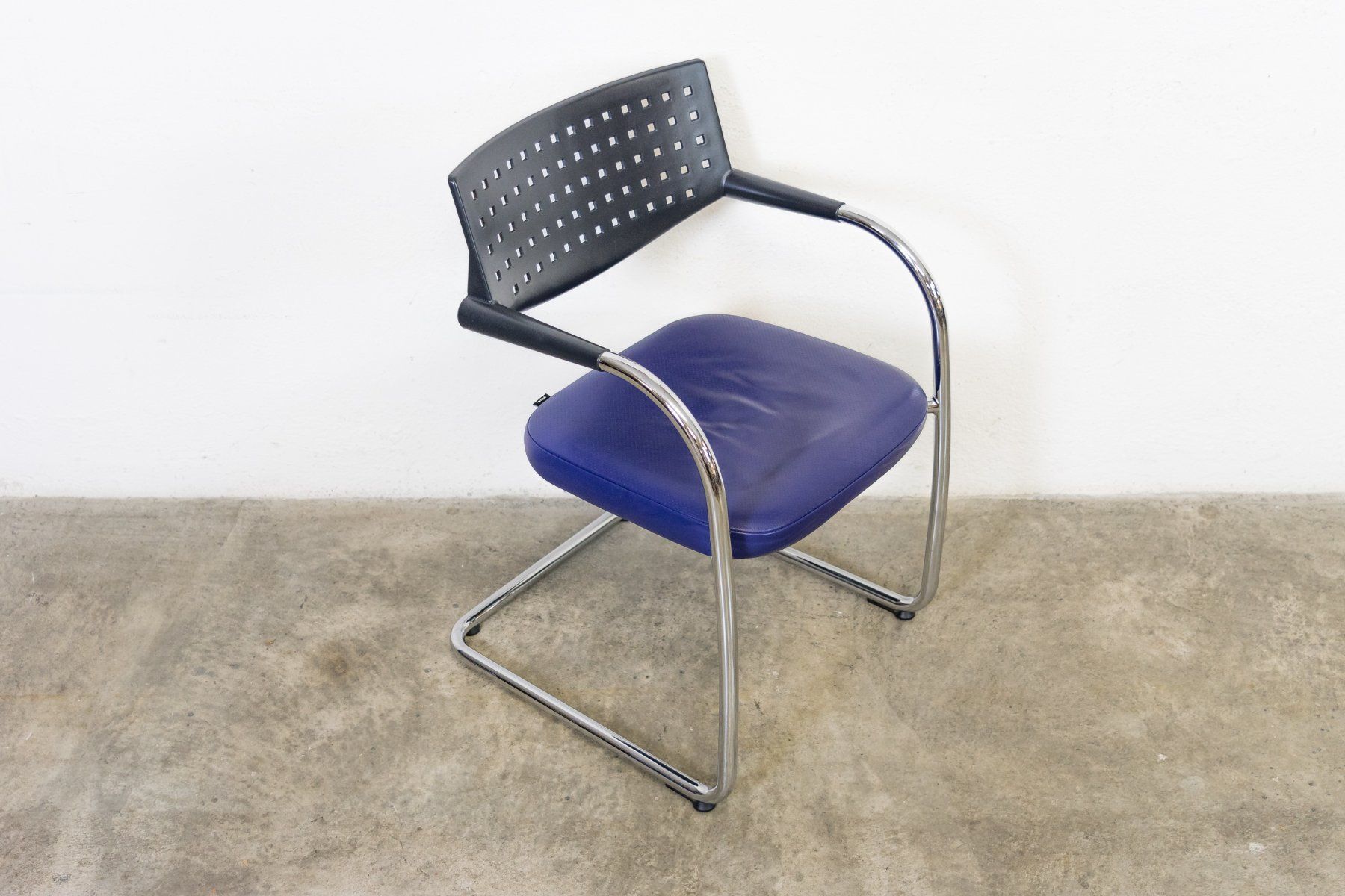 Chaises: Vitra Visavis Freischwinger Leder Büro – D'occasion à Schaffhausen par Studio-Ara 1