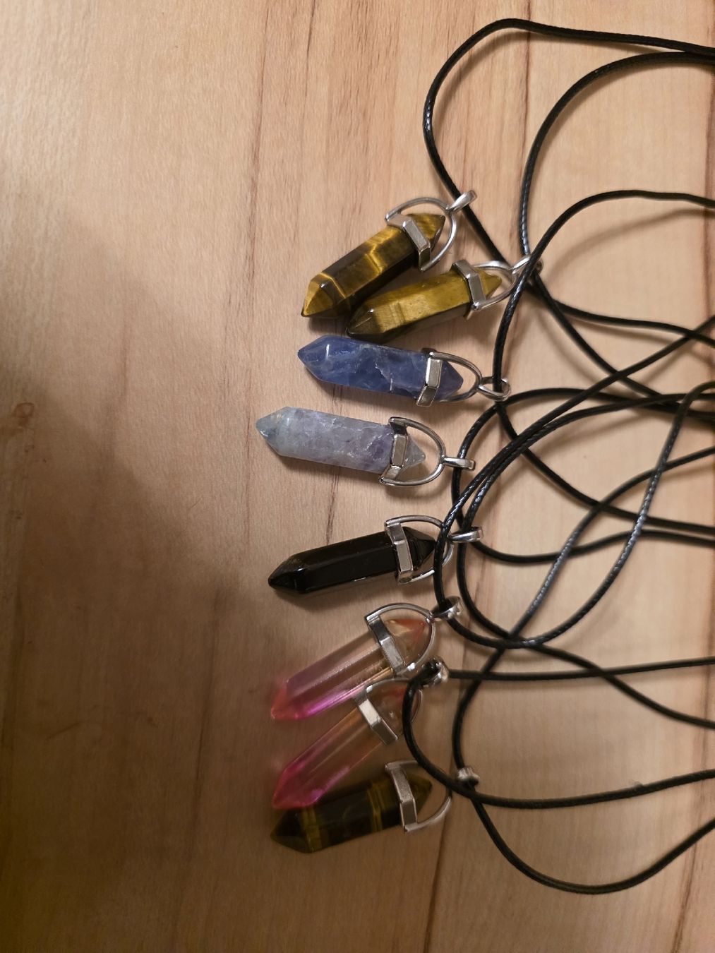 Autres bijoux: Über 50 Stk.Halsketten Stein oder Imitat – Neuf (Voir description) à Schlattingen par Buio79 4