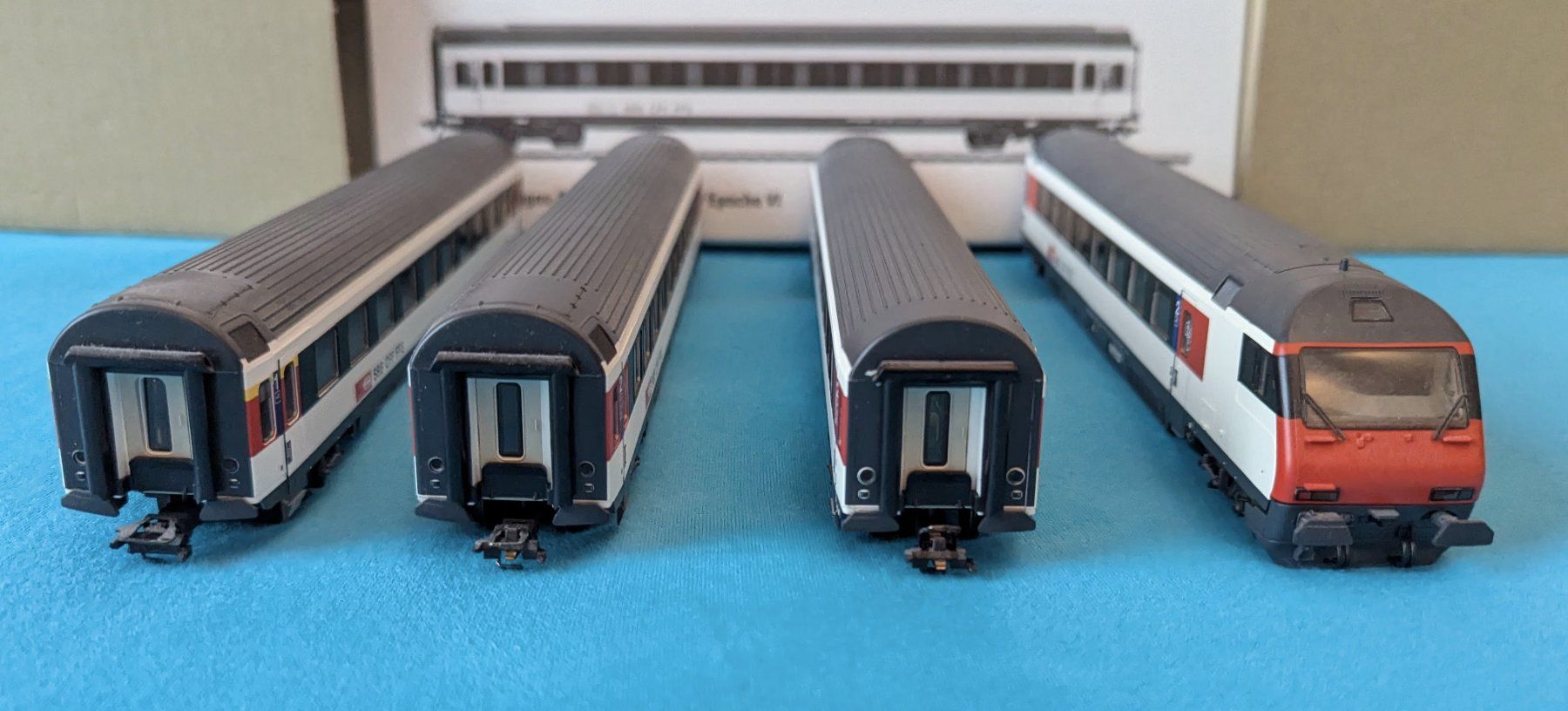märklin HOゲージ 42164 エポックVI 4両セット Märklin 42164 SBB Schnellzugwagen-Set für Wendezüge (Gebraucht) in