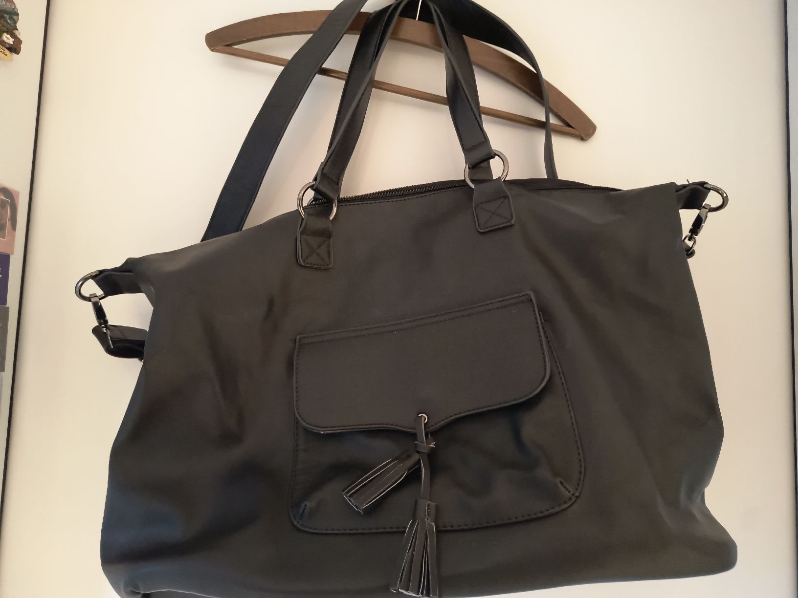 Borse da donna: Schwarze Handtasche / Reisetasche – Usato da Oberweningen venduto da Bumblebee2