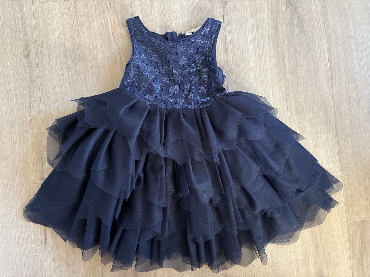 H&M Vestiti & Gonne: Partykleid H&M gr 104  – Usato da Benken ZH venduto da m1310