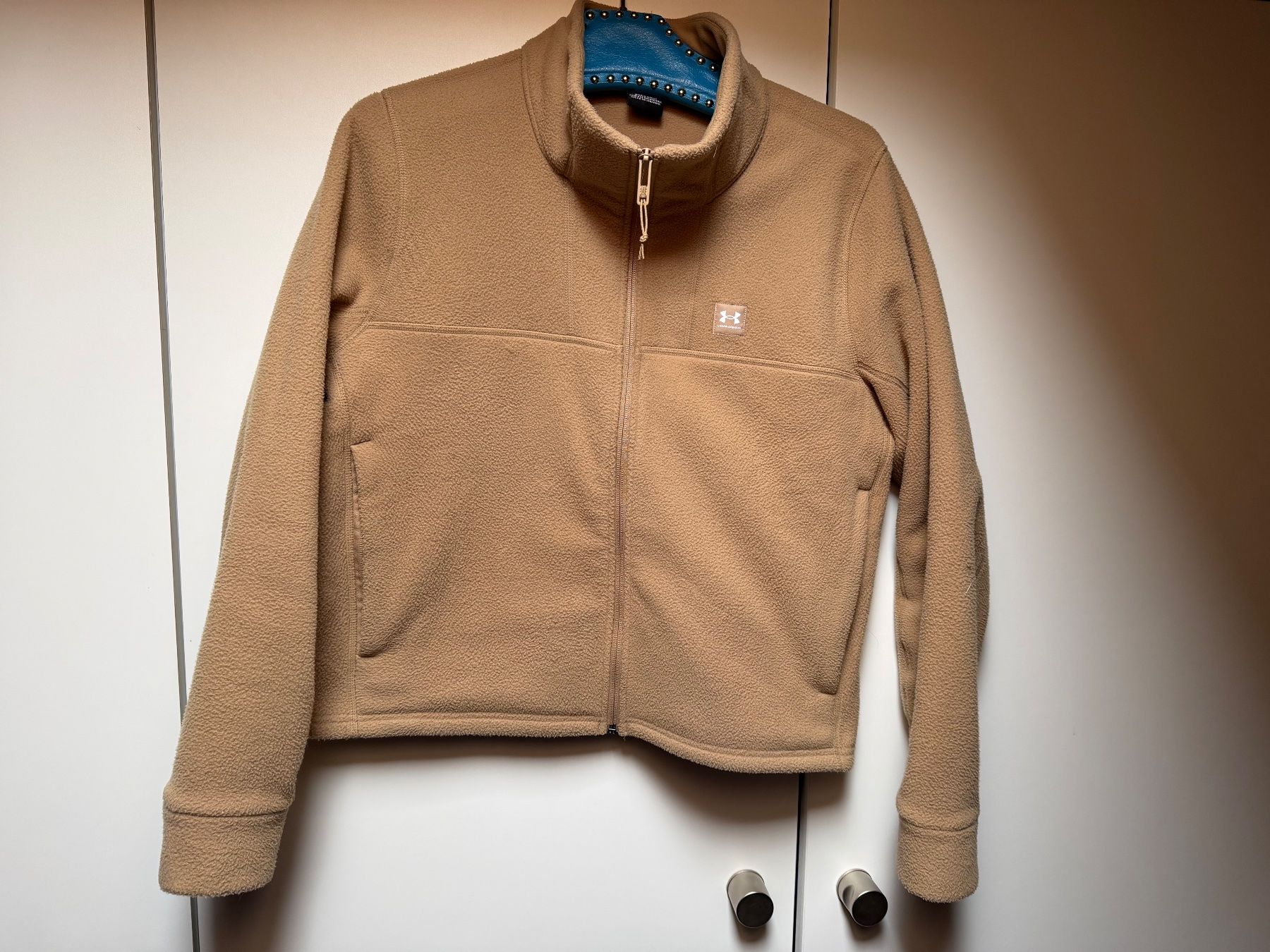 Under Armour Jacken: Fleecejacke Under Armour (Grösse M) – Gebraucht aus Poschiavo von Maria1878