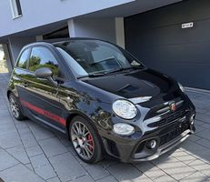Abarth 695 Turismo Cabriolet Schwarz CH Fahrzeug