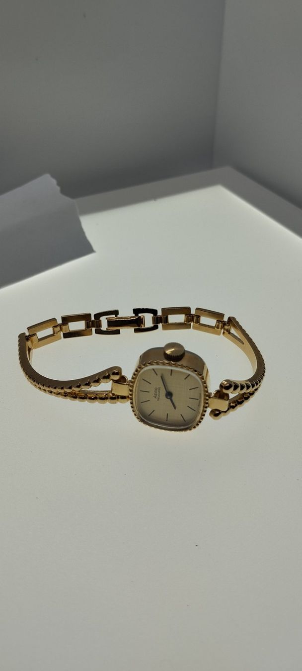 Orologi: Montre vintage Aero Neuchâtel – Usato da La Chaux-de-Fonds venduto da jac_9llg 2