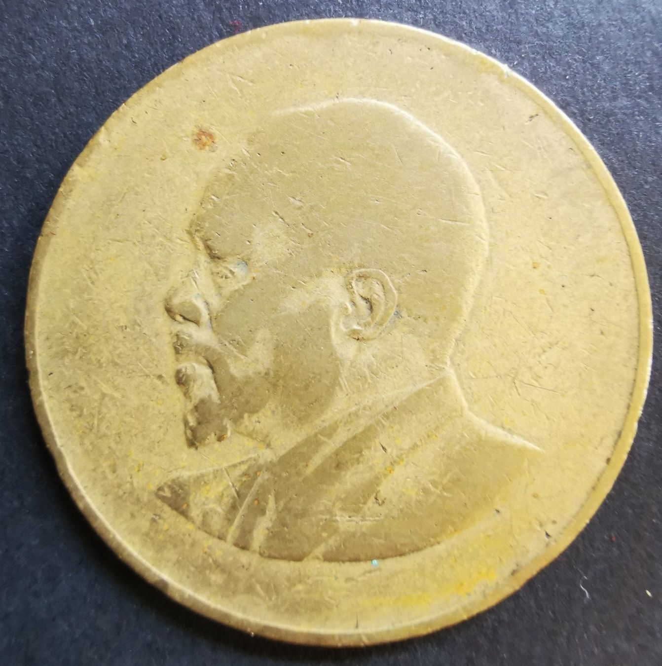Tutti le monete: P52 Kenya 10 cents 1967 – Usato da Cousset venduto da Patricio77 1