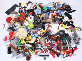 1.5 kg. Legoteile mit Minifiguren