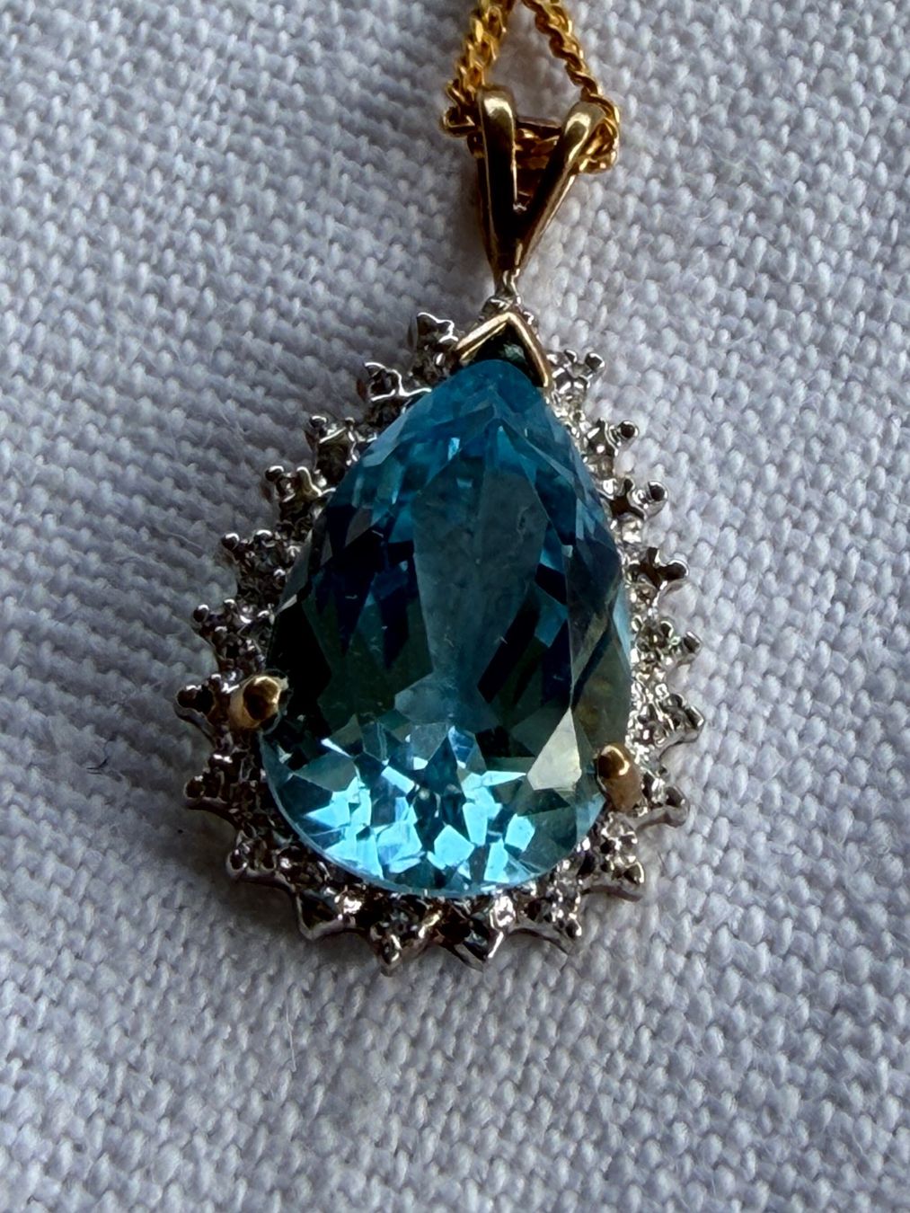 Catenine: 9 Karat Goldkette mit Anhänger – Usato da Bern venduto da ewi21 1