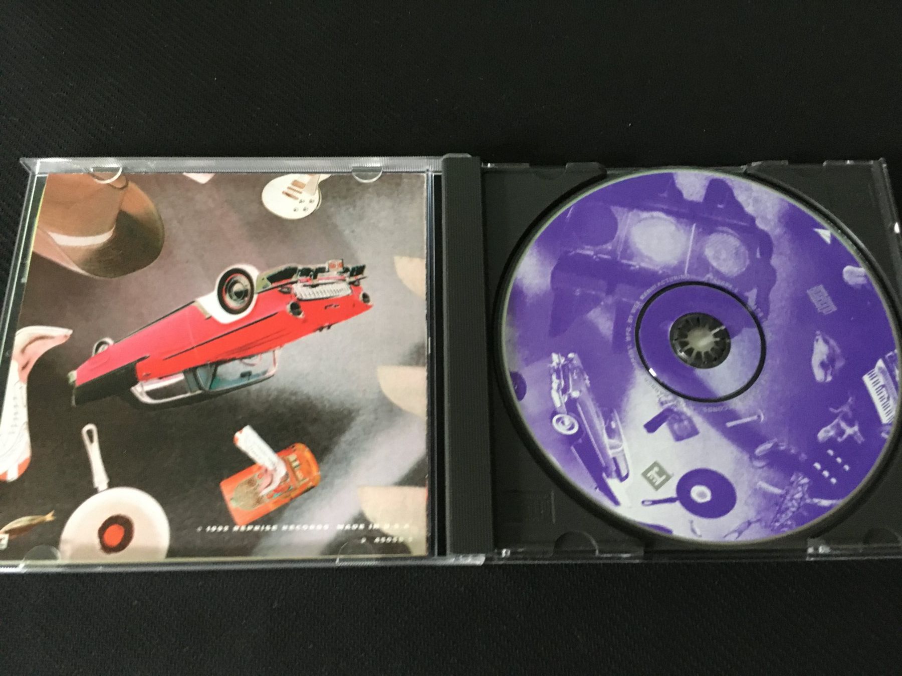 CD: Texas Tornados – Hangin' On By A Thread -CD- – Usato da St.Gallen venduto da MedienJoe 1