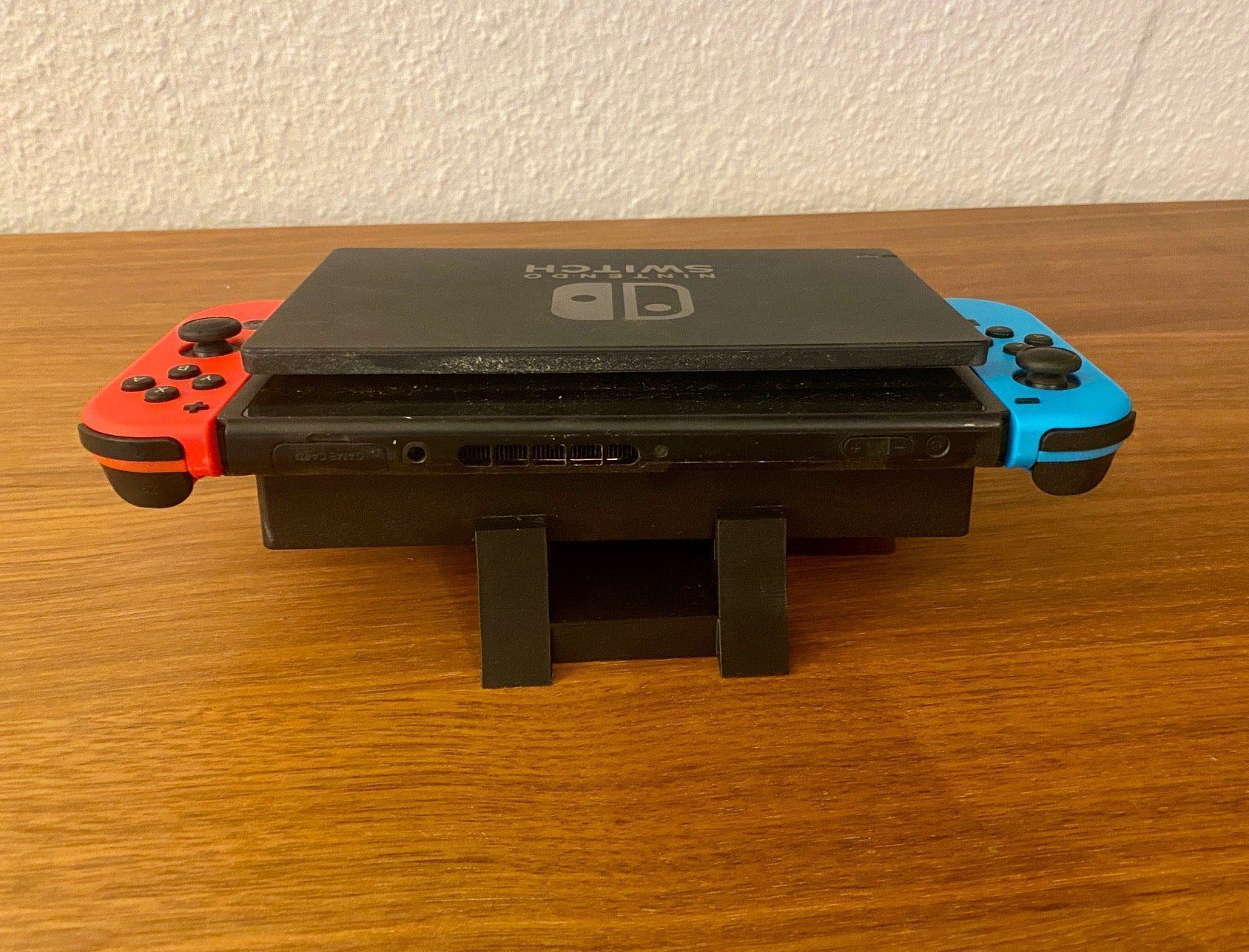 Nintendo Konsolen: Nintendo Switch Dock Horizontal Halter – Neu (gemäss Beschreibung) aus Bassersdorf von reimerm88
