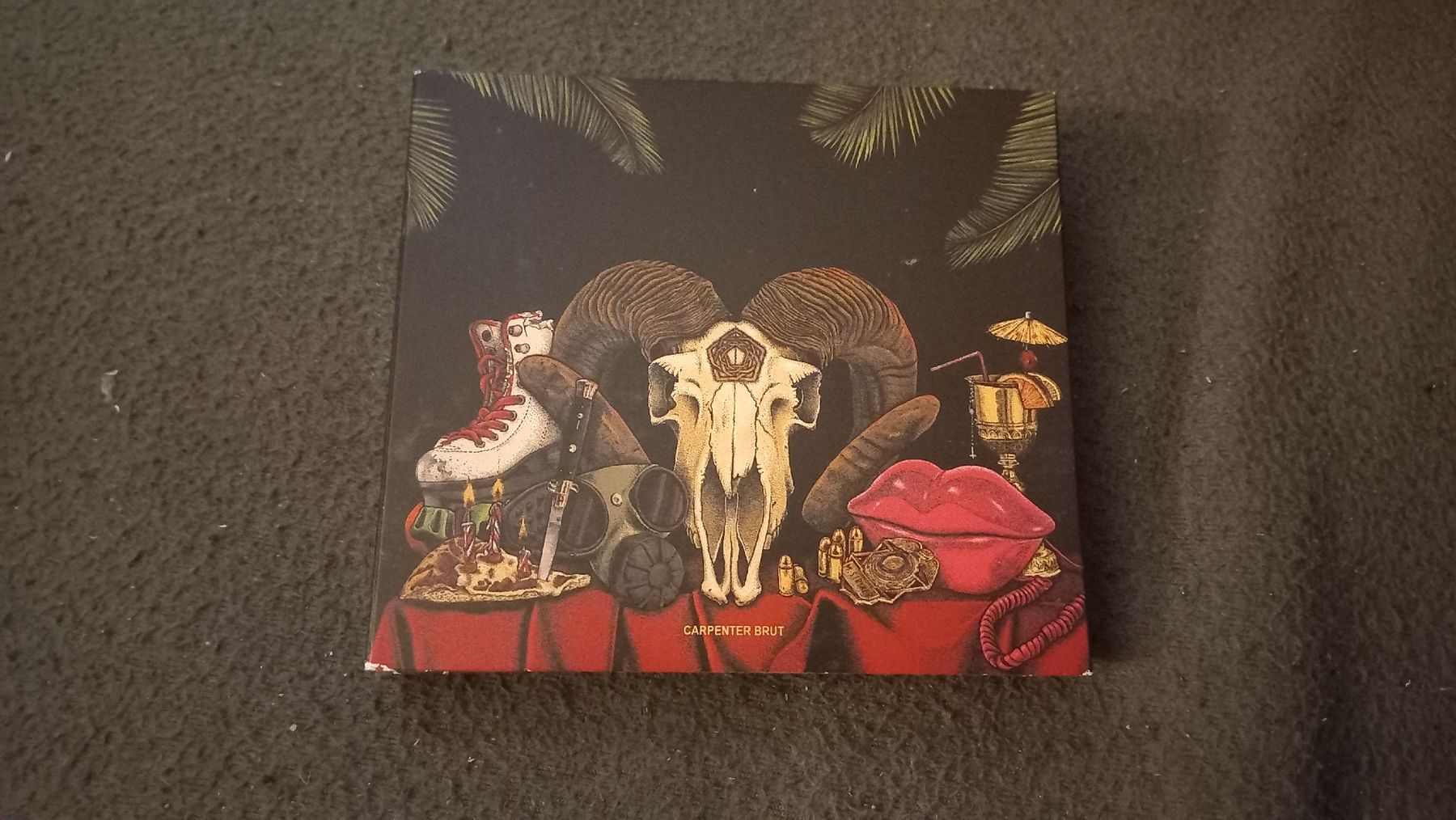 CD: Carpenter Brut Trilogy 3×CD Digipack  – Usato da Olten venduto da Donatello1984