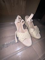Damen Sandaletten Keilabsatz beige Grösse 37 neuwertig