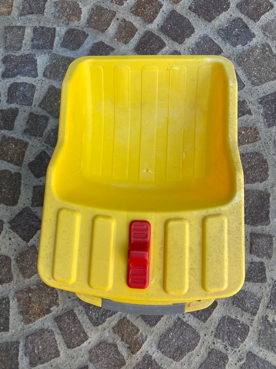 Big Spielzeuge: BIG Power Worker Maxi-Truck, Kipper – Gebraucht aus Uster von ros_pym8 5
