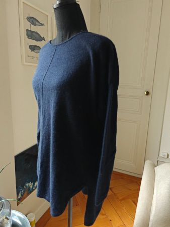 GLOBUS 100% cashmere round neck relaxed navy blue sweater S