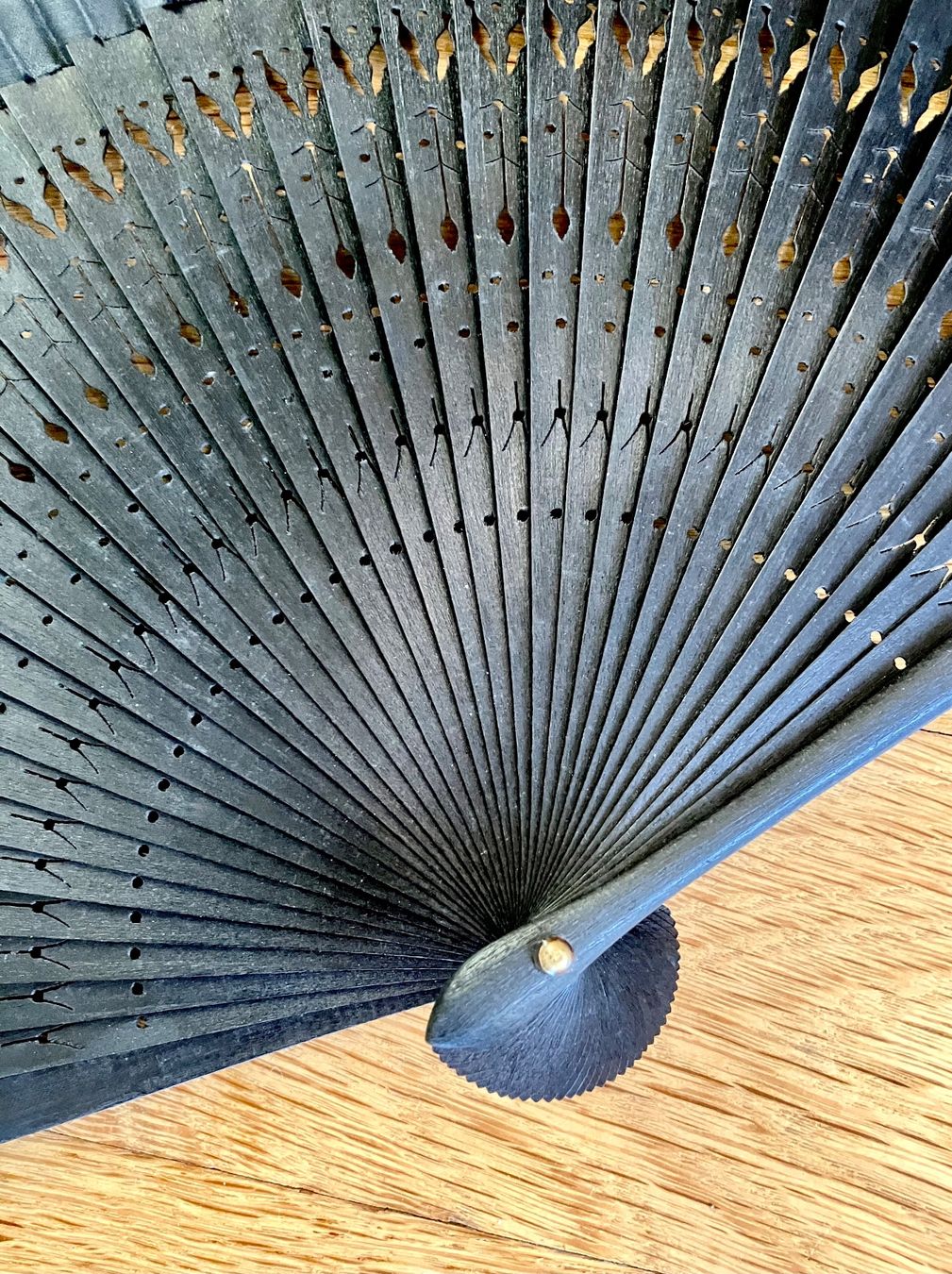 Tutte le decorazioni: Schwarzer Vintage Fächer aus Madrid – Nuovo (secondo la descrizione) da Schaffhausen venduto da TrouvaillesDeNina 6