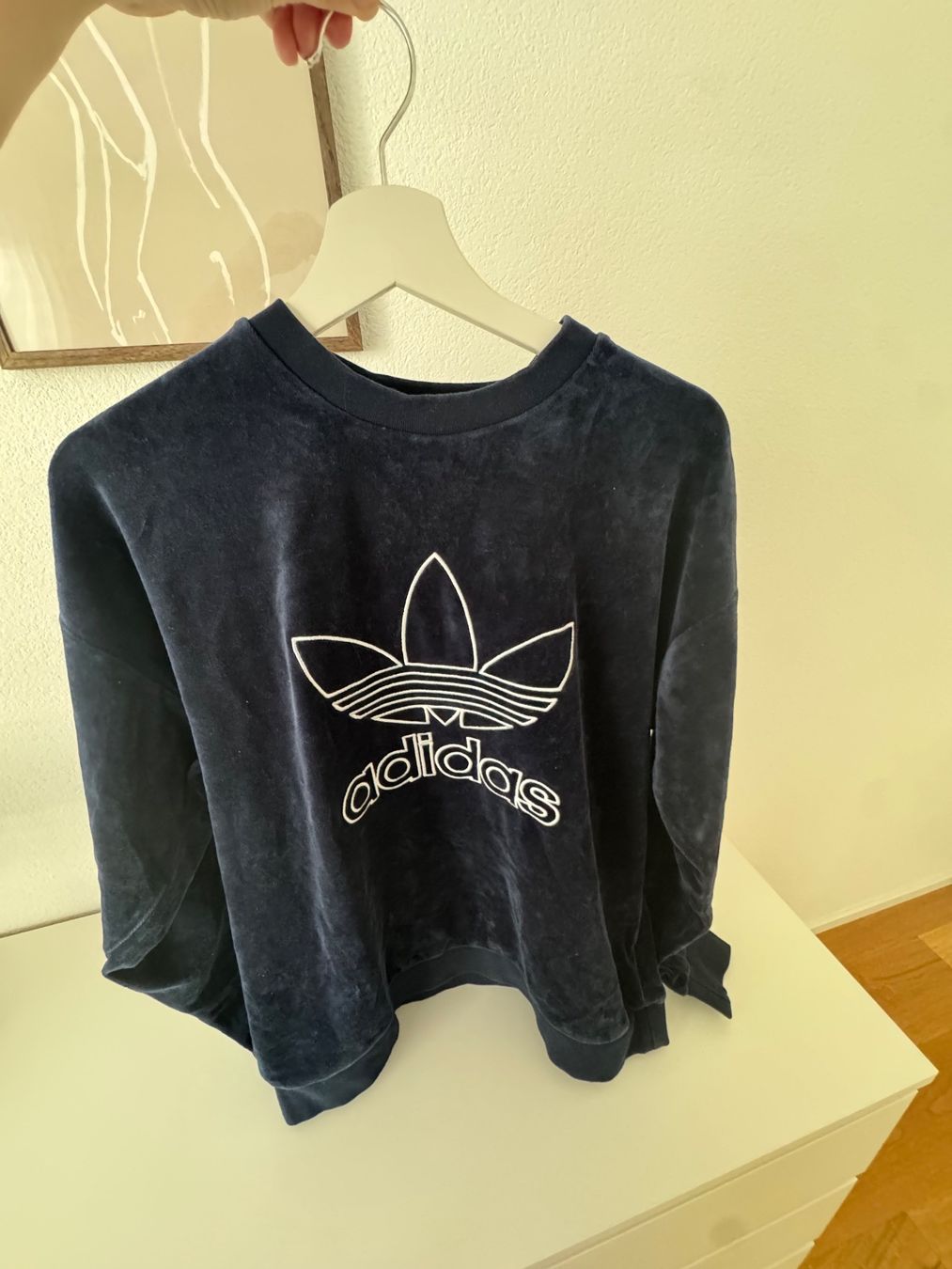 Adidas Maglioni & Felpe: Adidas Samt Pullover, Grösse 38, Dunkelblau, Top Zustand – Usato da Tafers venduto da Sarah304 2