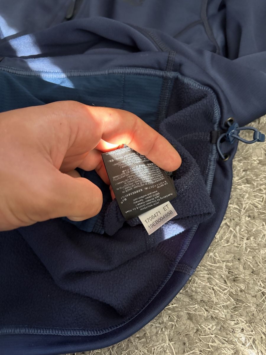 Jack Wolfskin Jacken: Jack Wolfskin Fleece Jacket Navy – Gebraucht aus Brislach von edu_t6pq 6