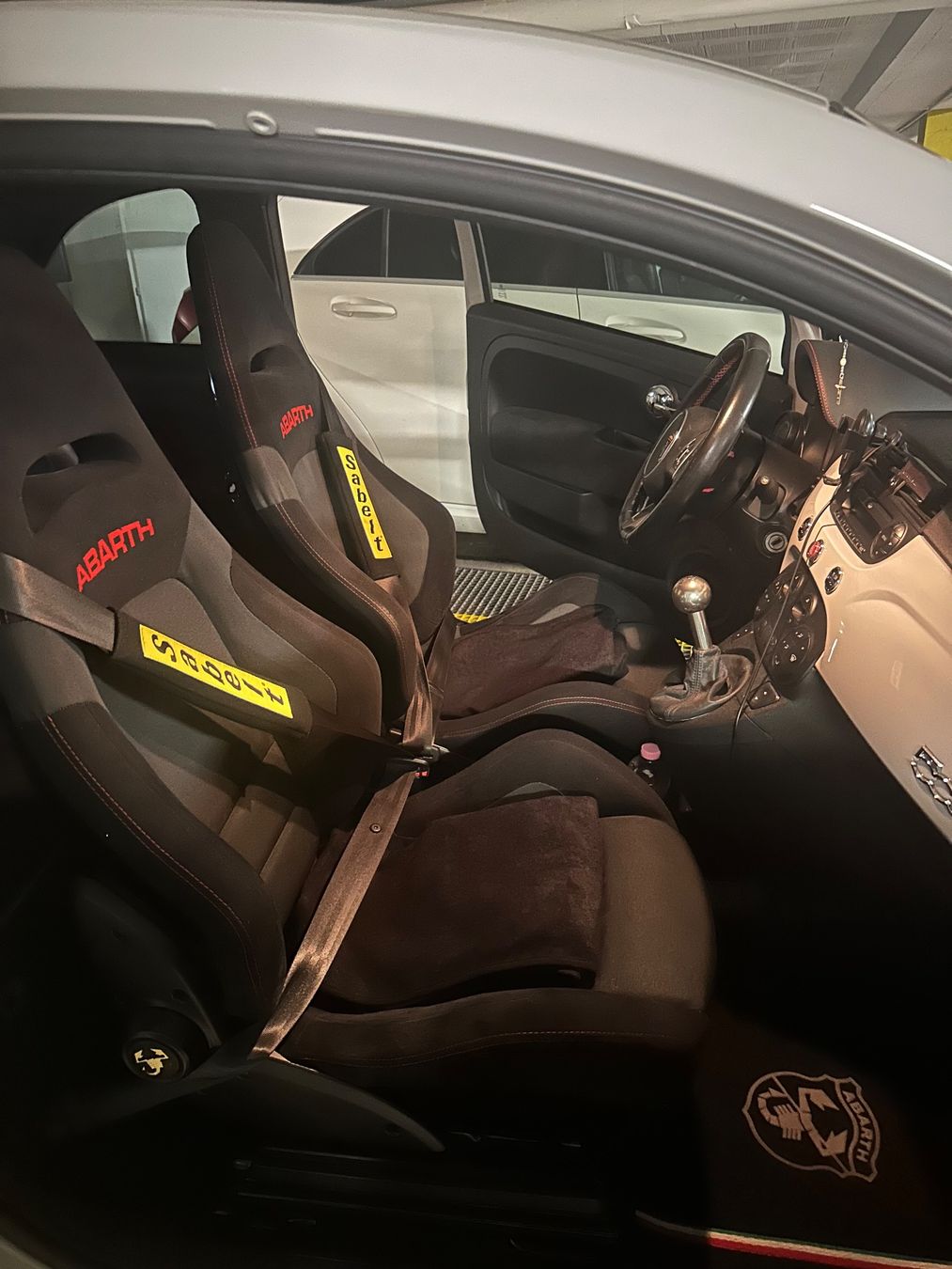 Abarth Sonstiges Fahrzeugzubehör: Sabelt Sitzen Fiat 500/595/695 Abarth – Gebraucht aus Rüti ZH von Abarth75 1