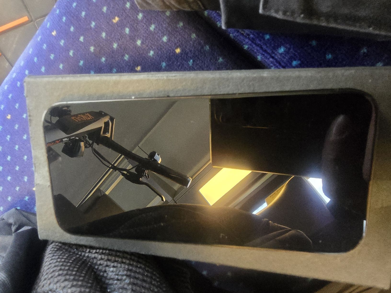 Apple Portables: iphone 15Pro – Neuf (Voir description) à Arbon par malubo 2
