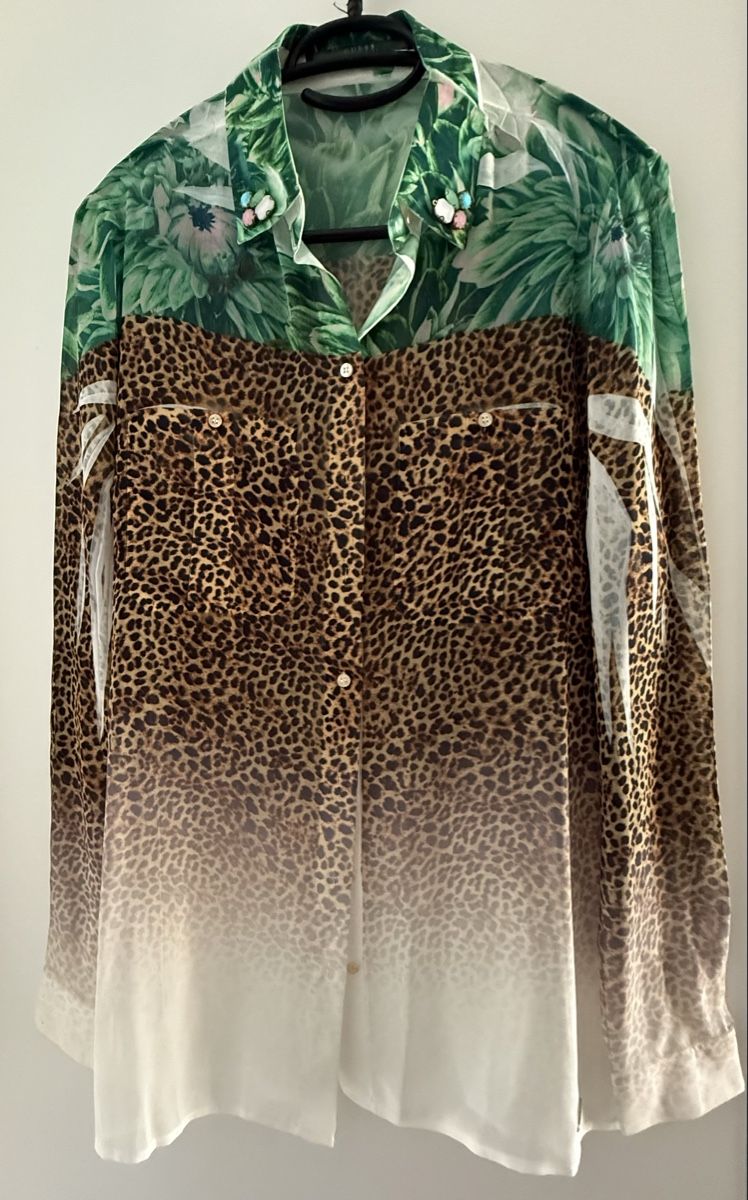 Guess Blusen: Bluse Damen GUESS Grösse S Sommer Leo Print – Neu (gemäss Beschreibung) aus Niederhasli von R__A 1