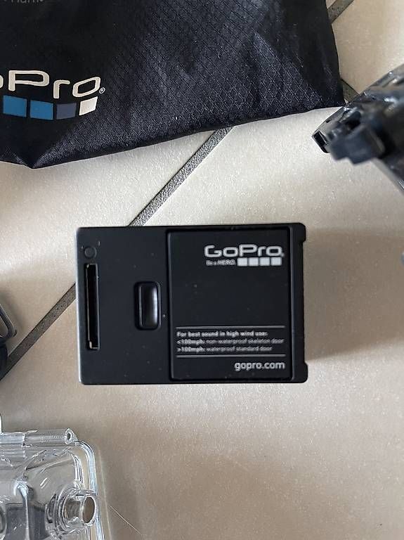 Camcorder: GoPro 3 avec accessoires – Gebraucht aus Choëx von Xims 1