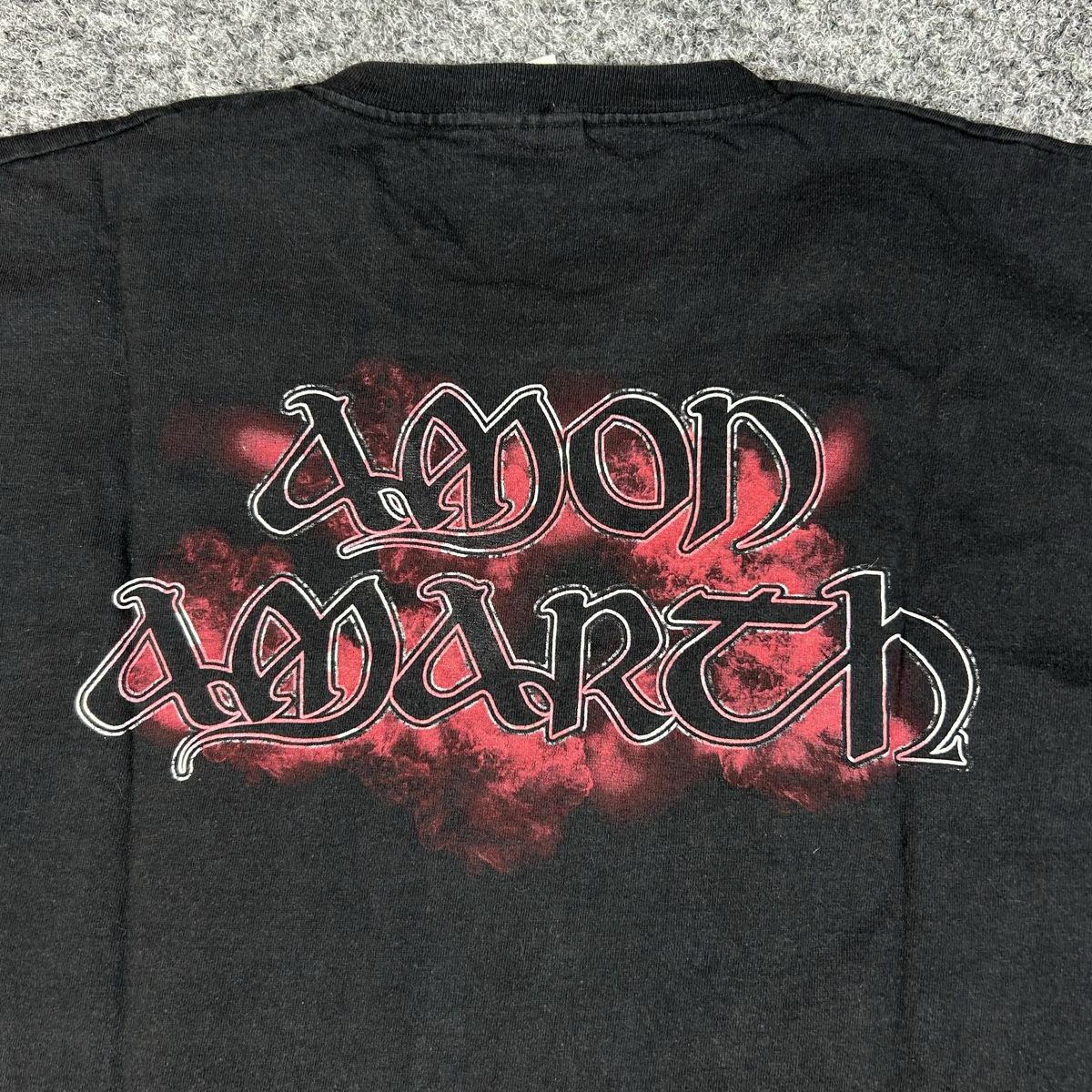 T-shirt: Merch Amon Amarth XL – Usato da La Sagne NE venduto da Matlasape 2