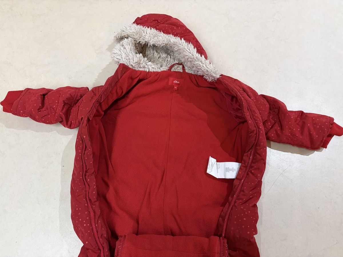 Costumes, combinaisons de sport et fonctionnelles: Combinaison de ski S.Oliver taille 80 – D'occasion à Bouveret par nat_rk7v 1