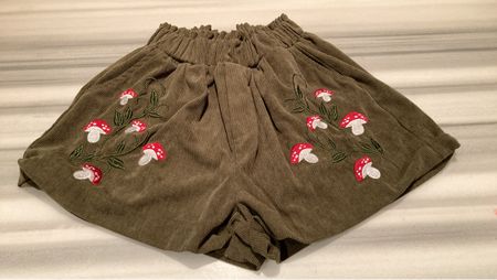 Pilz Shorts🍄Herbst Look, Gr.S nr.3