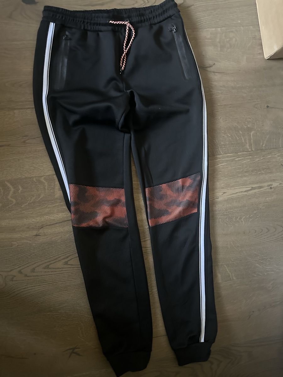 Pantaloni: Hose für Sport – Usato da Flums venduto da nad_m8br